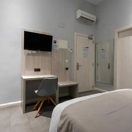 Guest house Plaza Goya 2*
